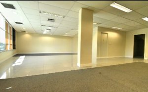 Loja com 500m² no bairro Menino Deus em Porto Alegre para Alugar