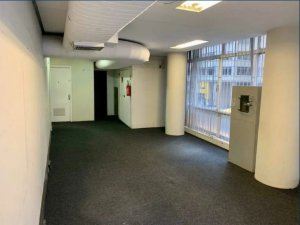 Loja com 408m² no bairro Centro Histórico em Porto Alegre para Alugar