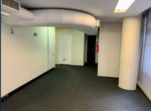 Loja com 408m² no bairro Centro Histórico em Porto Alegre para Alugar