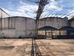 Galpão com 1.800m² no bairro Navegantes em Porto Alegre para Alugar