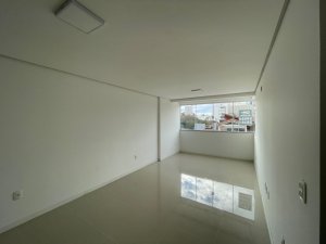 Apartamento com 71m², 2 dormitórios no bairro Jardim Botânico em Porto Alegre para Alugar