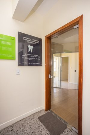 Salas/Conjuntos com 40m² no bairro Centro Histórico em Porto Alegre para Alugar