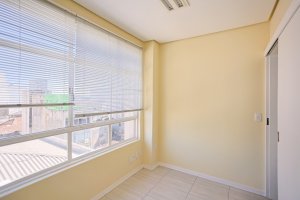 Salas/Conjuntos com 40m² no bairro Centro Histórico em Porto Alegre para Alugar