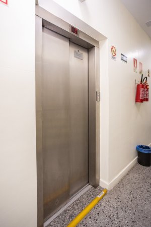 Salas/Conjuntos com 40m² no bairro Centro Histórico em Porto Alegre para Alugar