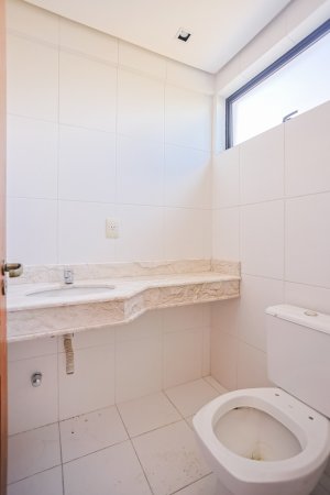 Salas/Conjuntos com 95m² no bairro Petrópolis em Porto Alegre para Alugar