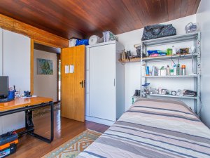 Prédio Comercial com 300m² no bairro Moinhos de Vento em Porto Alegre para Alugar