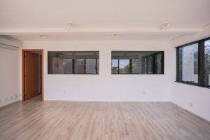 Salas/Conjuntos com 48m² no bairro Petrópolis em Porto Alegre para Alugar