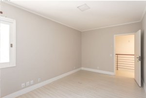 Casa comercial com 650m² no bairro Moinhos de Vento em Porto Alegre para Alugar