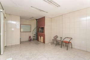 Casa comercial com 650m² no bairro Moinhos de Vento em Porto Alegre para Alugar