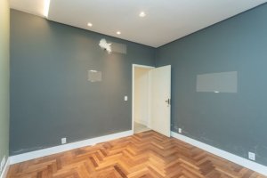 Casa comercial com 650m² no bairro Moinhos de Vento em Porto Alegre para Alugar