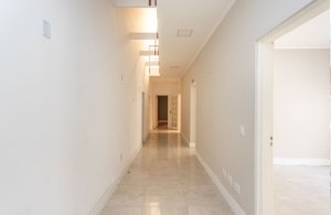 Casa comercial com 650m² no bairro Moinhos de Vento em Porto Alegre para Alugar