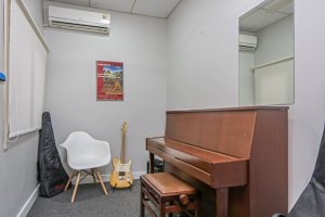 Casa comercial com 250m² no bairro Rio Branco em Porto Alegre para Alugar