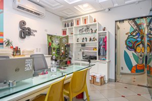 Casa comercial com 250m² no bairro Rio Branco em Porto Alegre para Alugar