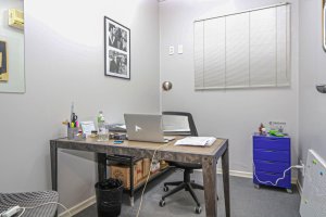 Casa comercial com 250m² no bairro Rio Branco em Porto Alegre para Alugar