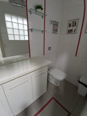 Loja com 100m² no bairro Moinhos de Vento em Porto Alegre para Alugar