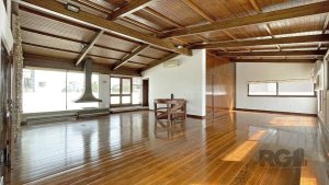 Cobertura com 452m², 5 dormitórios no bairro Moinhos de Vento em Porto Alegre para Alugar