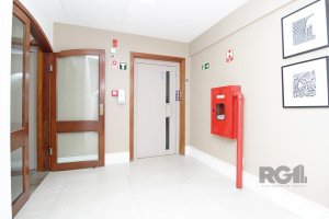 Cobertura com 452m², 5 dormitórios no bairro Moinhos de Vento em Porto Alegre para Alugar