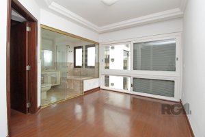 Cobertura com 452m², 5 dormitórios no bairro Moinhos de Vento em Porto Alegre para Alugar