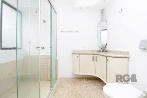 Cobertura com 452m², 5 dormitórios no bairro Moinhos de Vento em Porto Alegre para Alugar