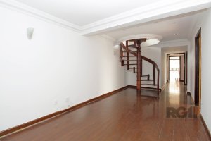 Cobertura com 452m², 5 dormitórios no bairro Moinhos de Vento em Porto Alegre para Alugar