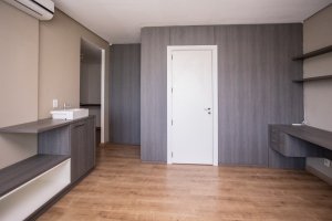 Salas/Conjuntos com 31m² no bairro Petrópolis em Porto Alegre para Alugar