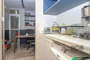 Loja com 130m² no bairro Moinhos de Vento em Porto Alegre para Alugar