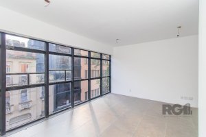 Prédio Comercial com 360m² no bairro Centro Histórico em Porto Alegre para Alugar