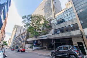 Prédio Comercial com 360m² no bairro Centro Histórico em Porto Alegre para Alugar