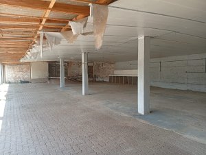 Casa comercial com 970m² no bairro Alto Petrópolis em Porto Alegre para Alugar