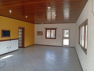 Casa comercial com 970m² no bairro Alto Petrópolis em Porto Alegre para Alugar