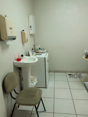 Loja com 250m² no bairro Petrópolis em Porto Alegre para Alugar