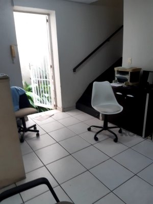 Loja com 250m² no bairro Petrópolis em Porto Alegre para Alugar