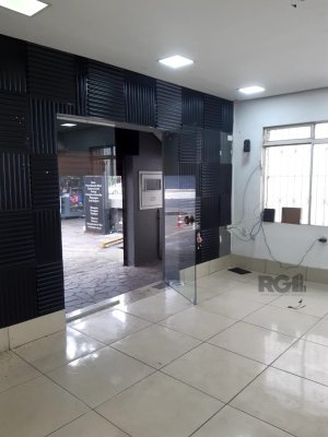 Loja com 250m² no bairro Petrópolis em Porto Alegre para Alugar