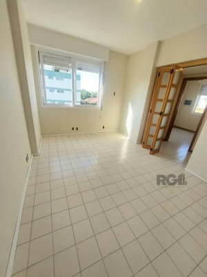 Cobertura com 183m², 3 dormitórios no bairro Santana em Porto Alegre para Alugar