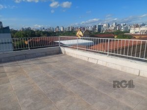Cobertura com 183m², 3 dormitórios no bairro Santana em Porto Alegre para Alugar
