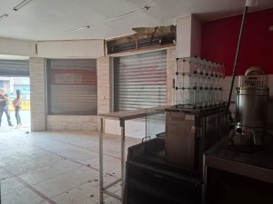 Loja com 60m² no bairro Rio Branco em Porto Alegre para Alugar