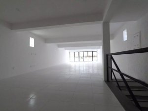 Prédio Comercial com 387m² no bairro Menino Deus em Porto Alegre para Alugar