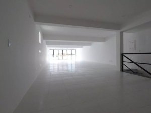 Prédio Comercial com 387m² no bairro Menino Deus em Porto Alegre para Alugar