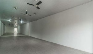 Loja com 132m² no bairro Azenha em Porto Alegre para Alugar