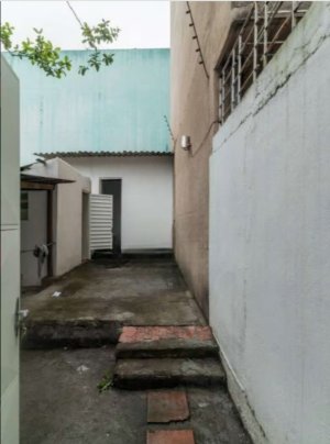 Loja com 132m² no bairro Azenha em Porto Alegre para Alugar