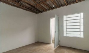 Loja com 132m² no bairro Azenha em Porto Alegre para Alugar