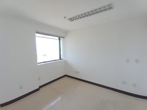 Salas/Conjuntos com 103m² no bairro Auxiliadora em Porto Alegre para Alugar
