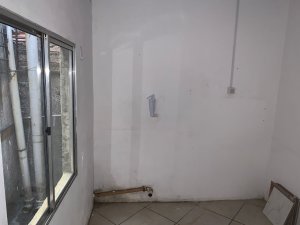 Loja com 123m² no bairro Sarandi em Porto Alegre para Alugar