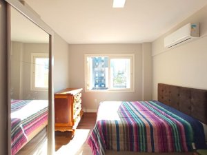 Apartamento com 80m², 2 dormitórios no bairro Petrópolis em Porto Alegre para Alugar