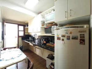 Apartamento com 80m², 2 dormitórios no bairro Petrópolis em Porto Alegre para Alugar