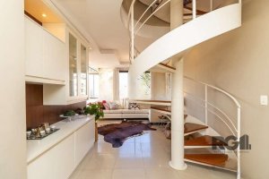 Cobertura com 185m², 2 dormitórios no bairro Petrópolis em Porto Alegre para Alugar