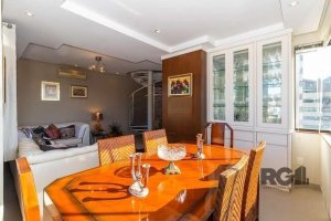 Cobertura com 185m², 2 dormitórios no bairro Petrópolis em Porto Alegre para Alugar