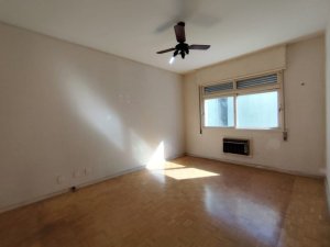 Apartamento com 130m², 3 dormitórios no bairro Petrópolis em Porto Alegre para Alugar