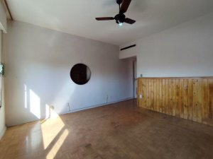 Apartamento com 130m², 3 dormitórios no bairro Petrópolis em Porto Alegre para Alugar