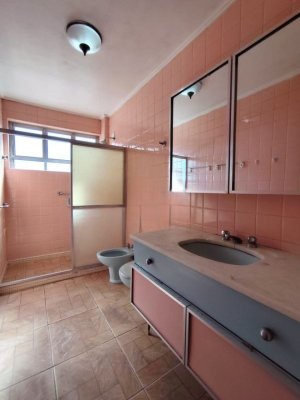 Apartamento com 130m², 3 dormitórios no bairro Petrópolis em Porto Alegre para Alugar